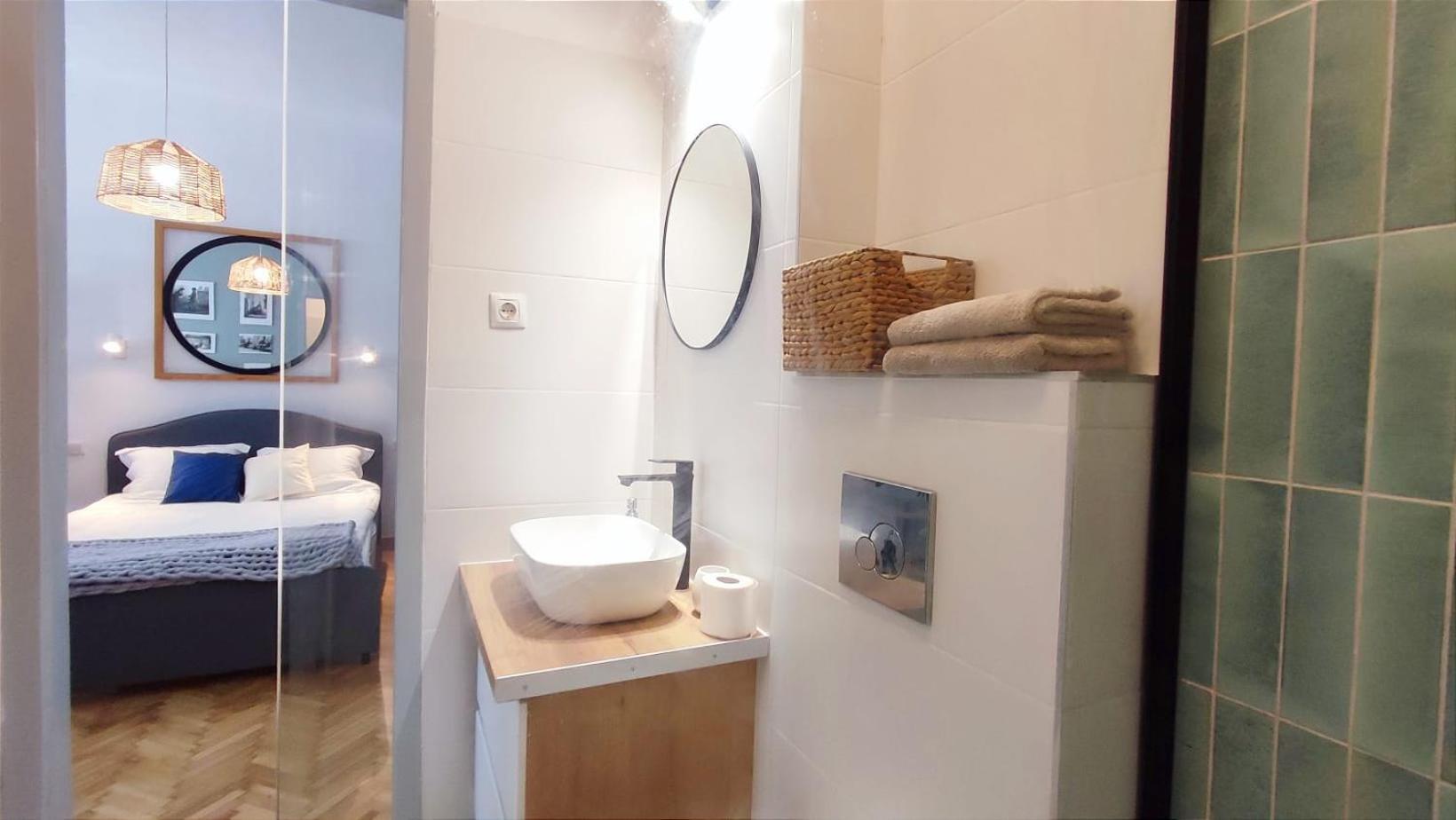 Isac 15 Central Apartment Cluj-Napoca Buitenkant foto